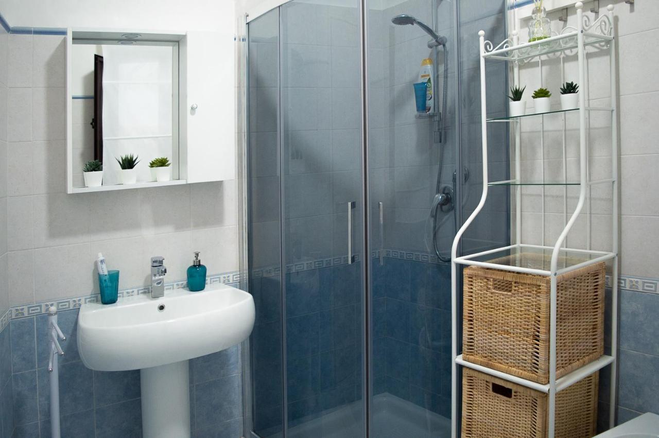 Agathe Guest House Катания Екстериор снимка